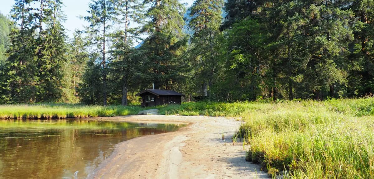 Marten Lake Cabin — photo 1