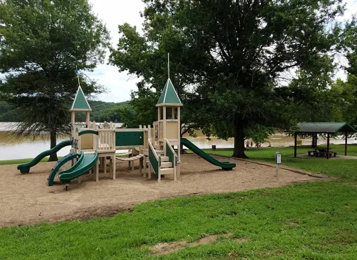 Linton — photo 1