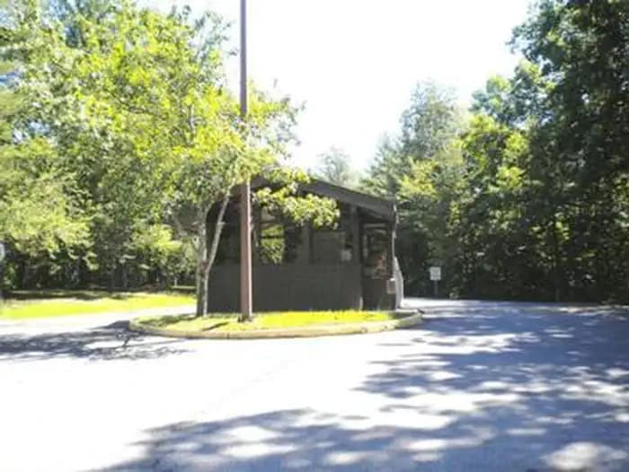 Grove — photo 1