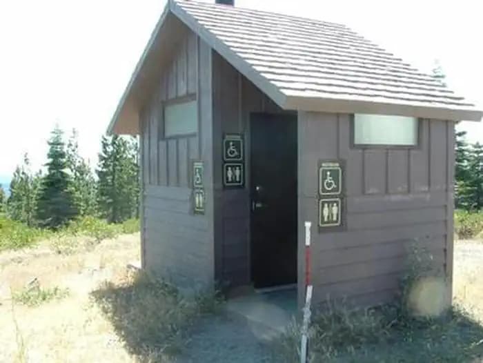 Robbs Hut — photo 1