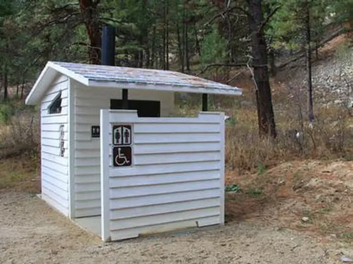 Warm Springs Guard Station — photo 1