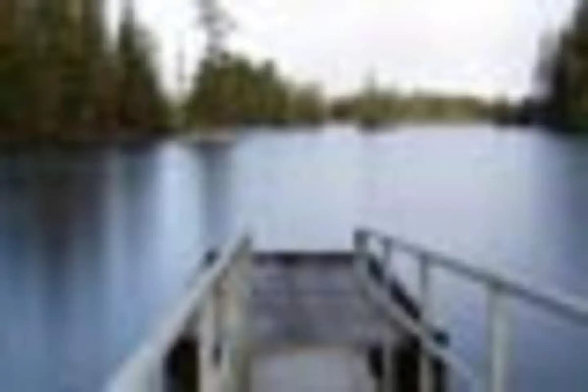 Sarkar Lake Cabin — photo 1