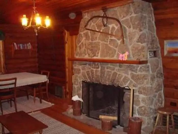 Moose Manor Cabin — photo 1