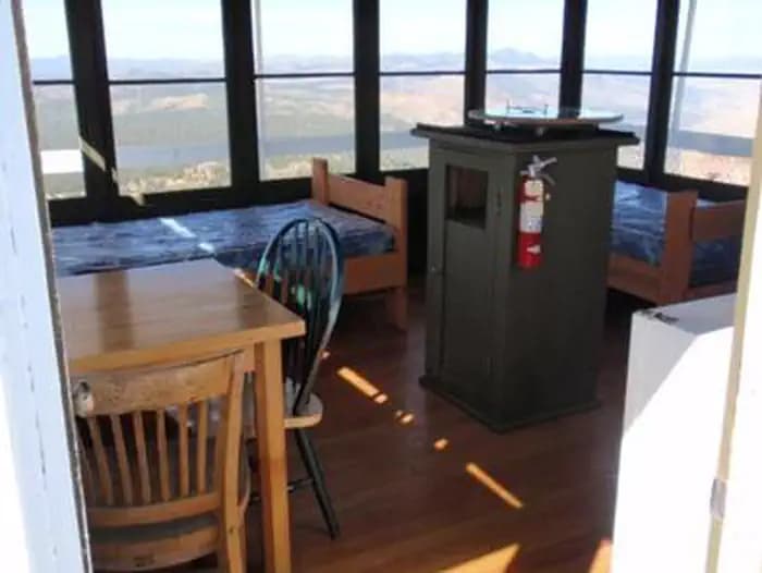 Black Mountain Lookout — photo 1