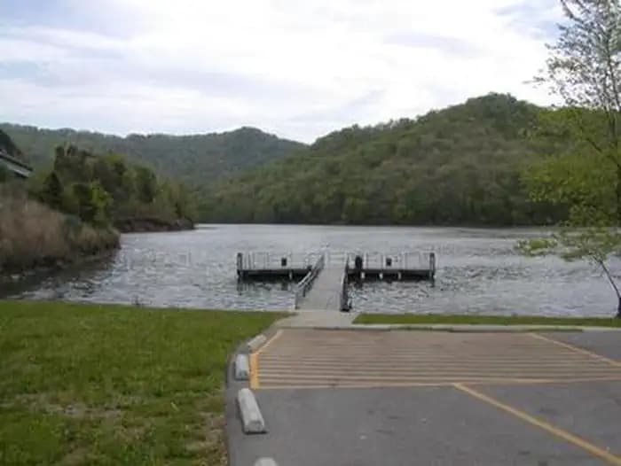 Carr Creek Lake Shelters — photo 1