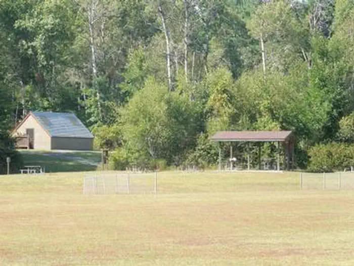 Surry Mountain Lake Beach — photo 1