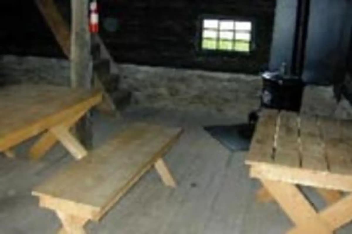 Roberts Cabin — photo 1