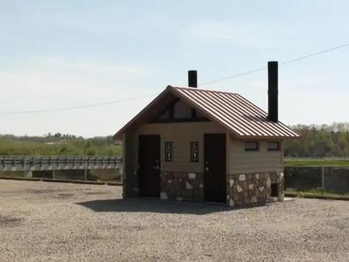 Dillon Lake Group Picnic Shelter — photo 1