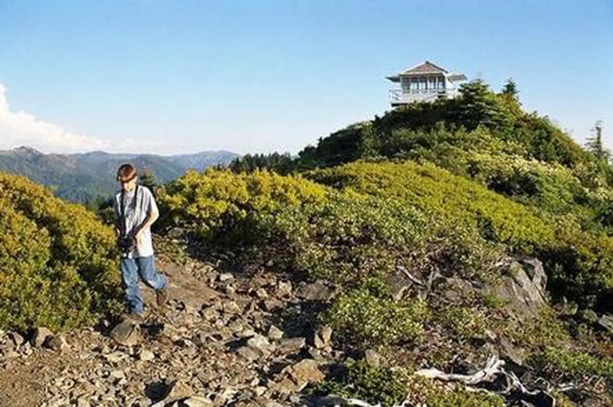 Bear Basin Lookout And Cabin — photo 1