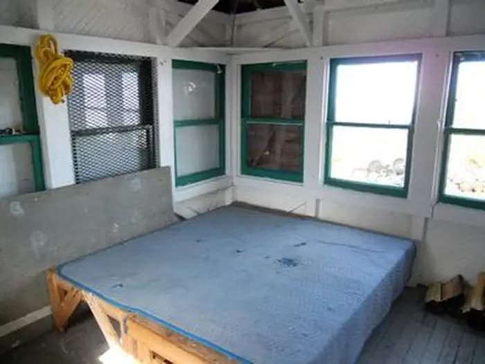 Mcguire Mtn. Lookout Rental — photo 1