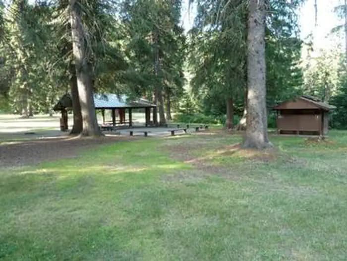 Shoshone Park Kitchen — photo 1
