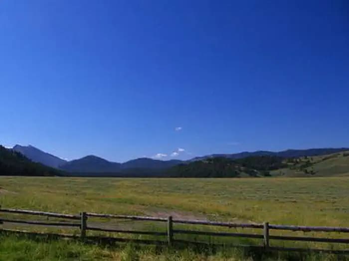 Mccain Cabin — photo 1