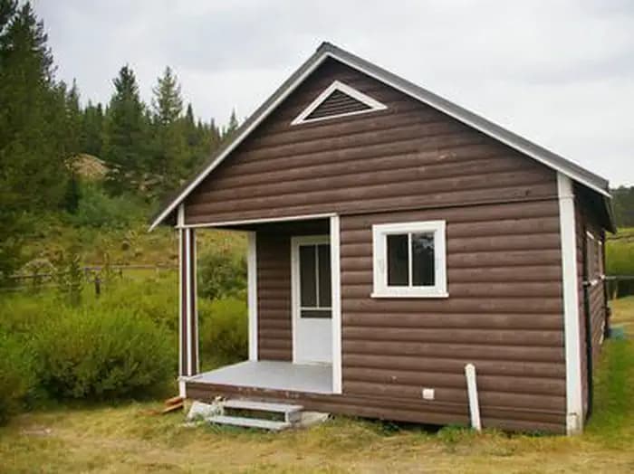 Hoback Guard Station — photo 1