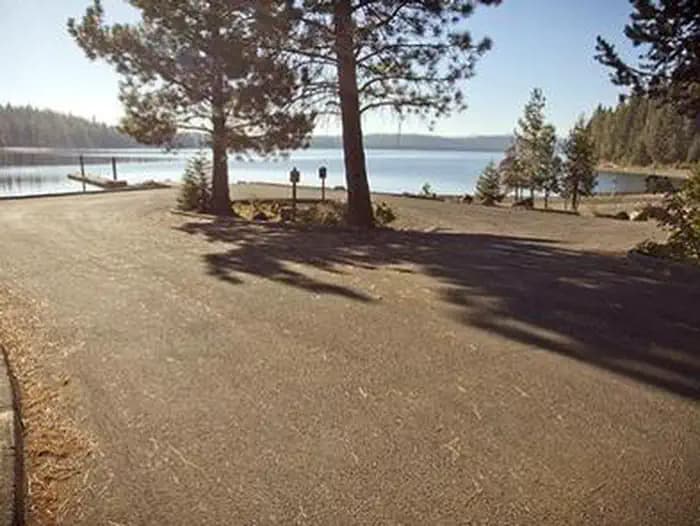 Crescent Lake Campground — photo 1