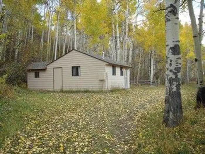 Oak Cabin — photo 1
