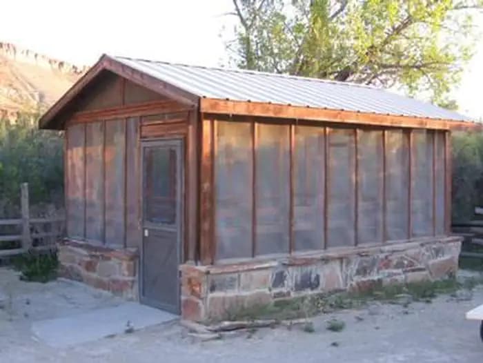 Desolation Gray Canyons Screen Cabins — photo 1