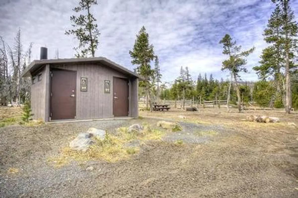 Three Creeks Meadow Horse Camp — photo 1