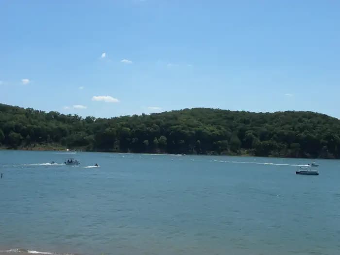 Bluff View(Clearwater Lake) — photo 1