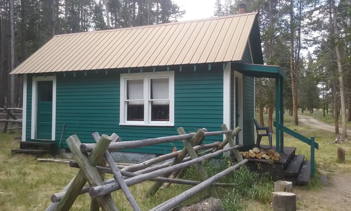 Bloody Dick Cabin — photo 1