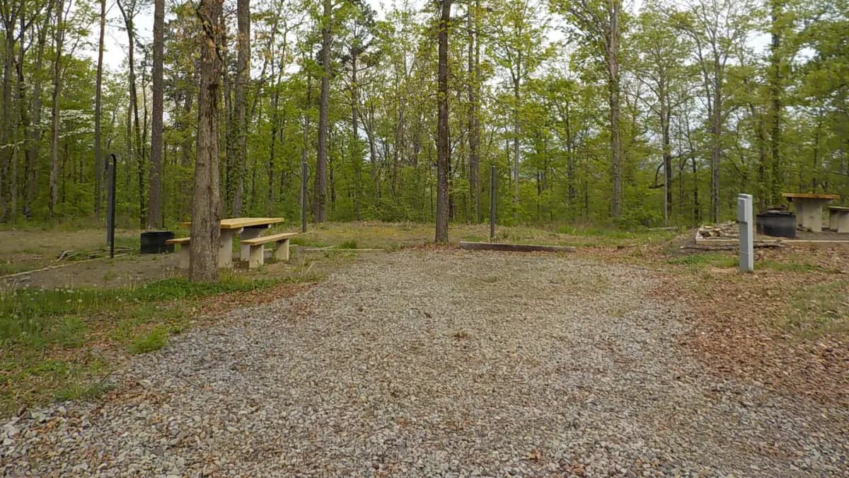 Moccasin Gap — photo 1
